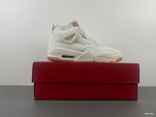 Reps TBK 4 x Air Jordan Levi's 'White' AO2571-100 0509